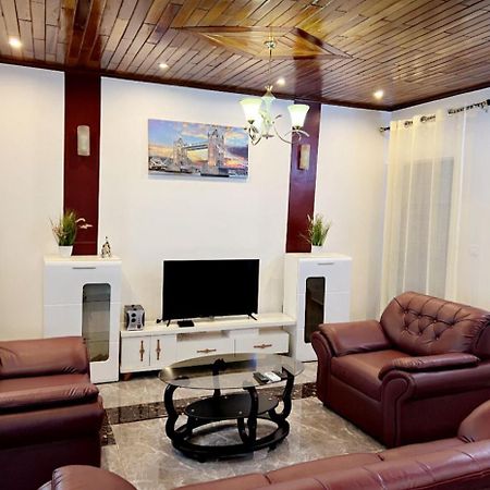 Studio meublé haut standing jouvence Yaoundé Exterior foto