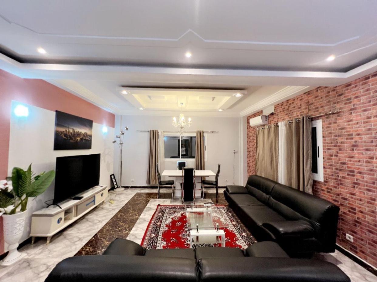 Studio meublé haut standing jouvence Yaoundé Exterior foto